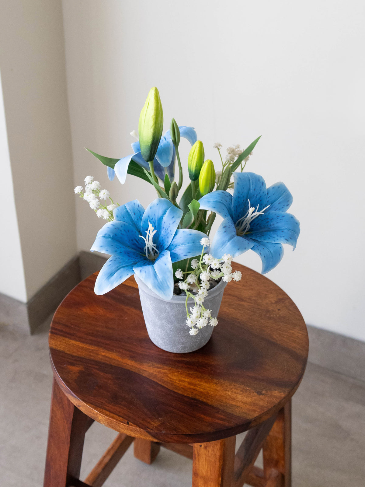 Artificial Lily Bloom Tabletop