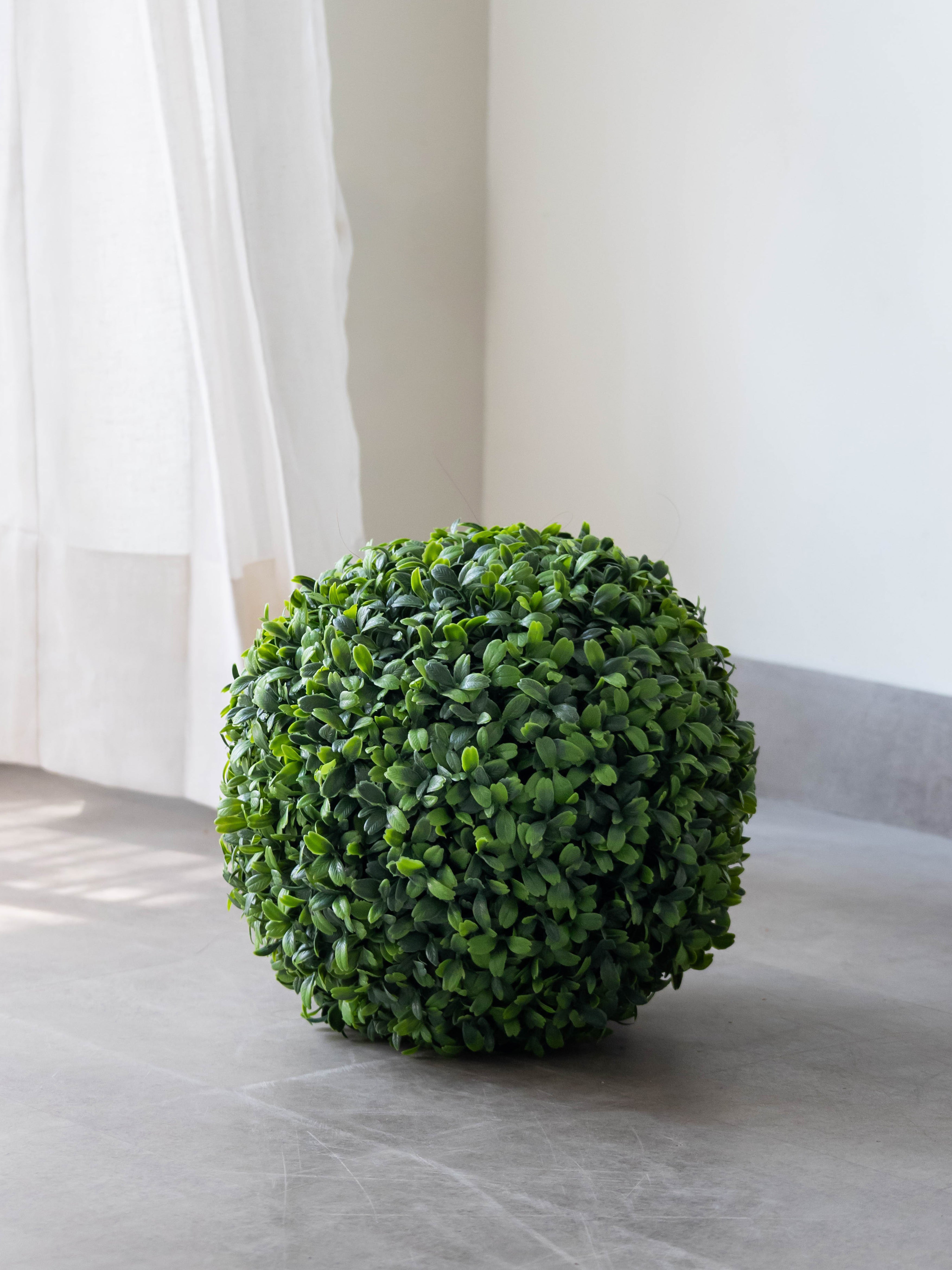 Artificial Green Topiary Ball 28cm