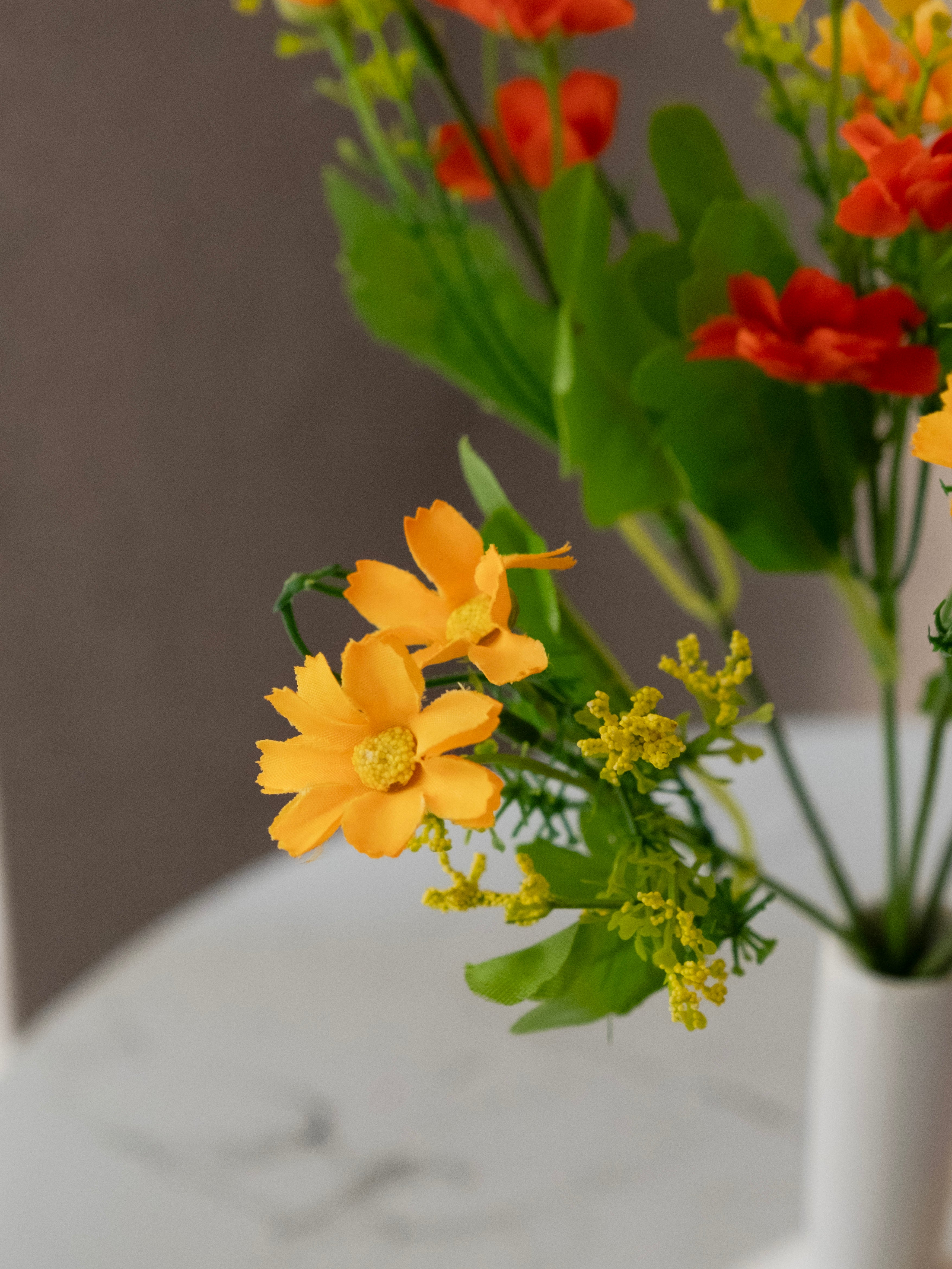 Artificial Daisy Flower Bunches (Set of 3)