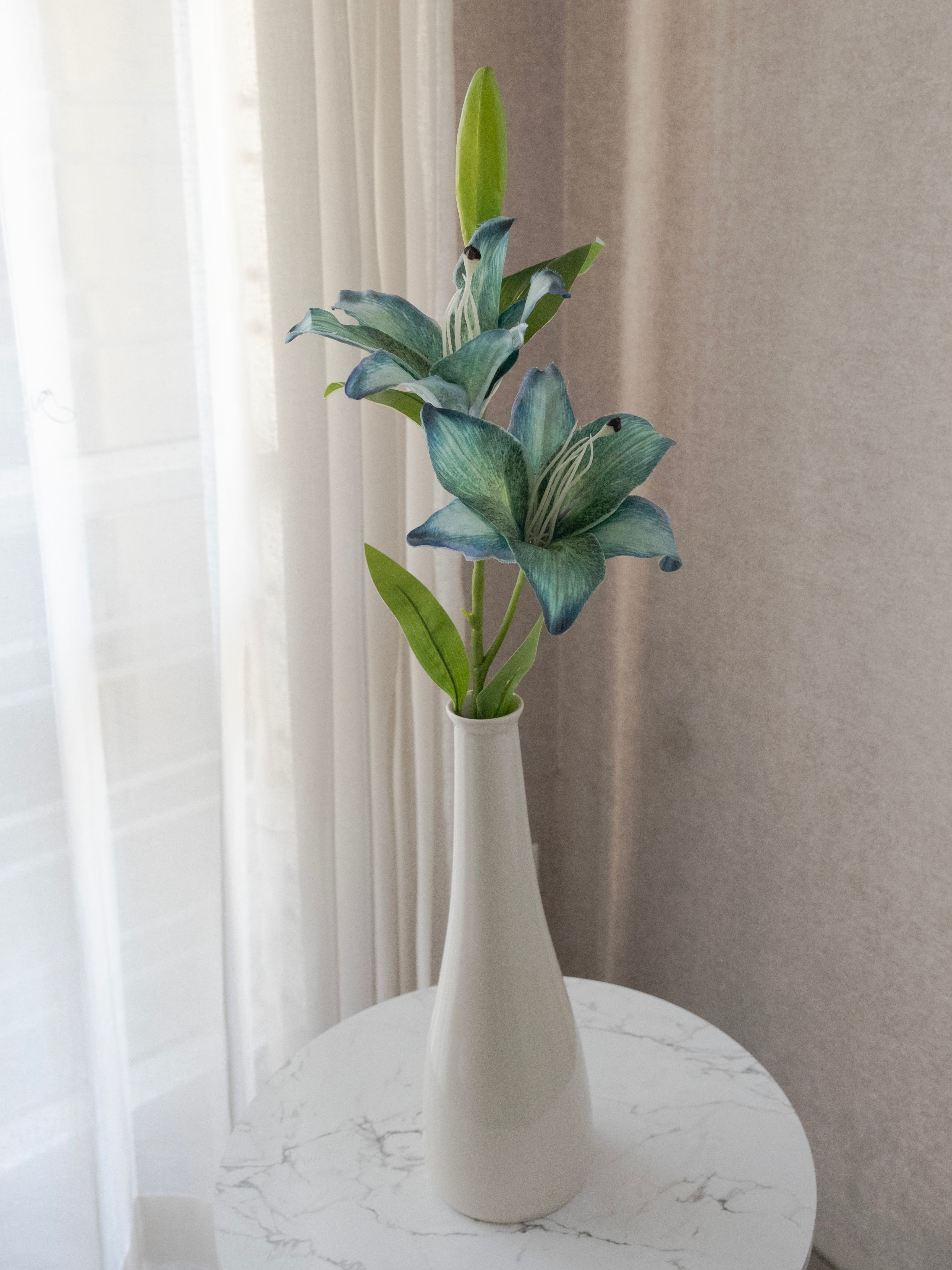 Artificial Lily Flower stick 84cm