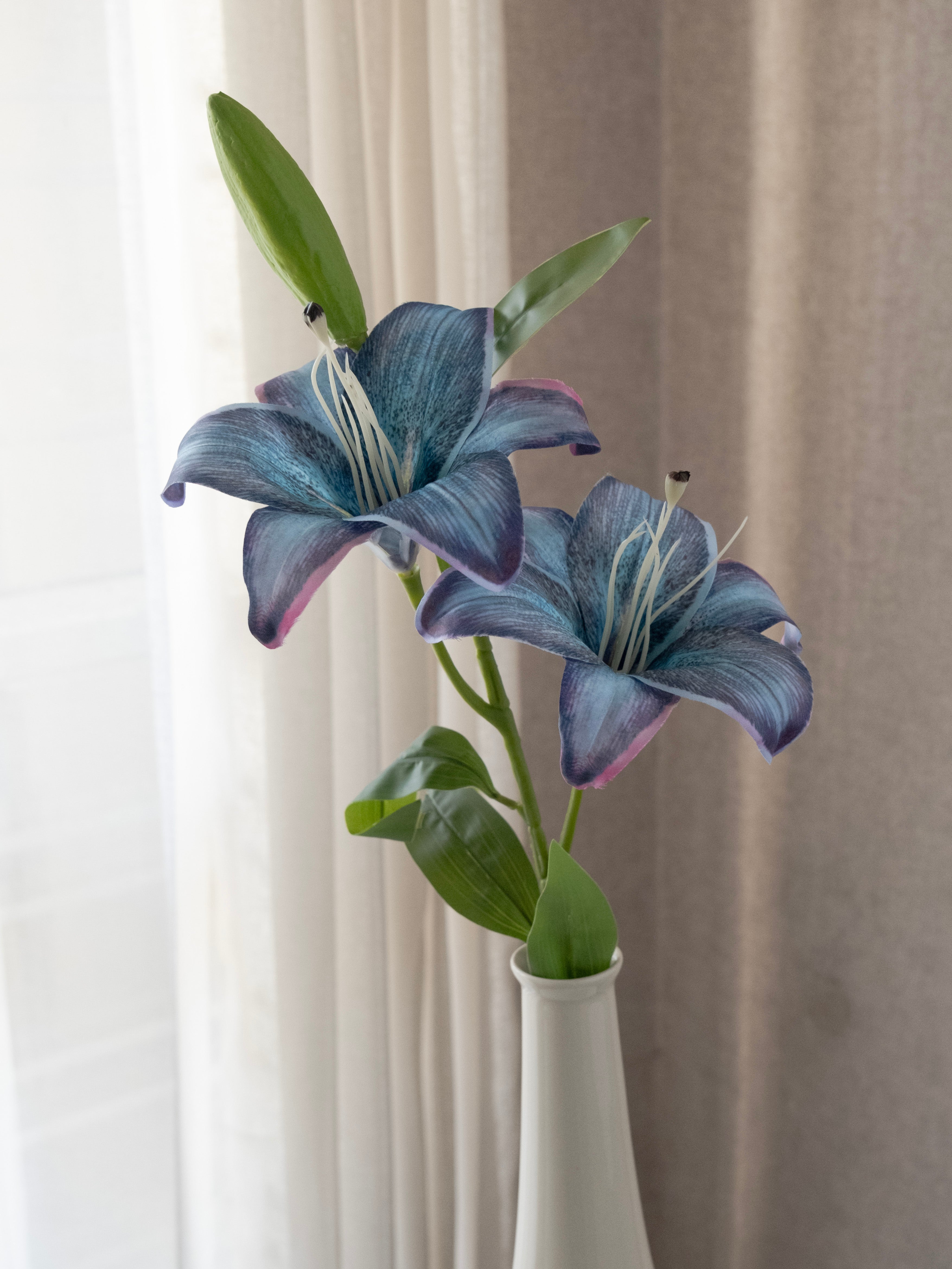 Artificial Lily Flower stick 84cm