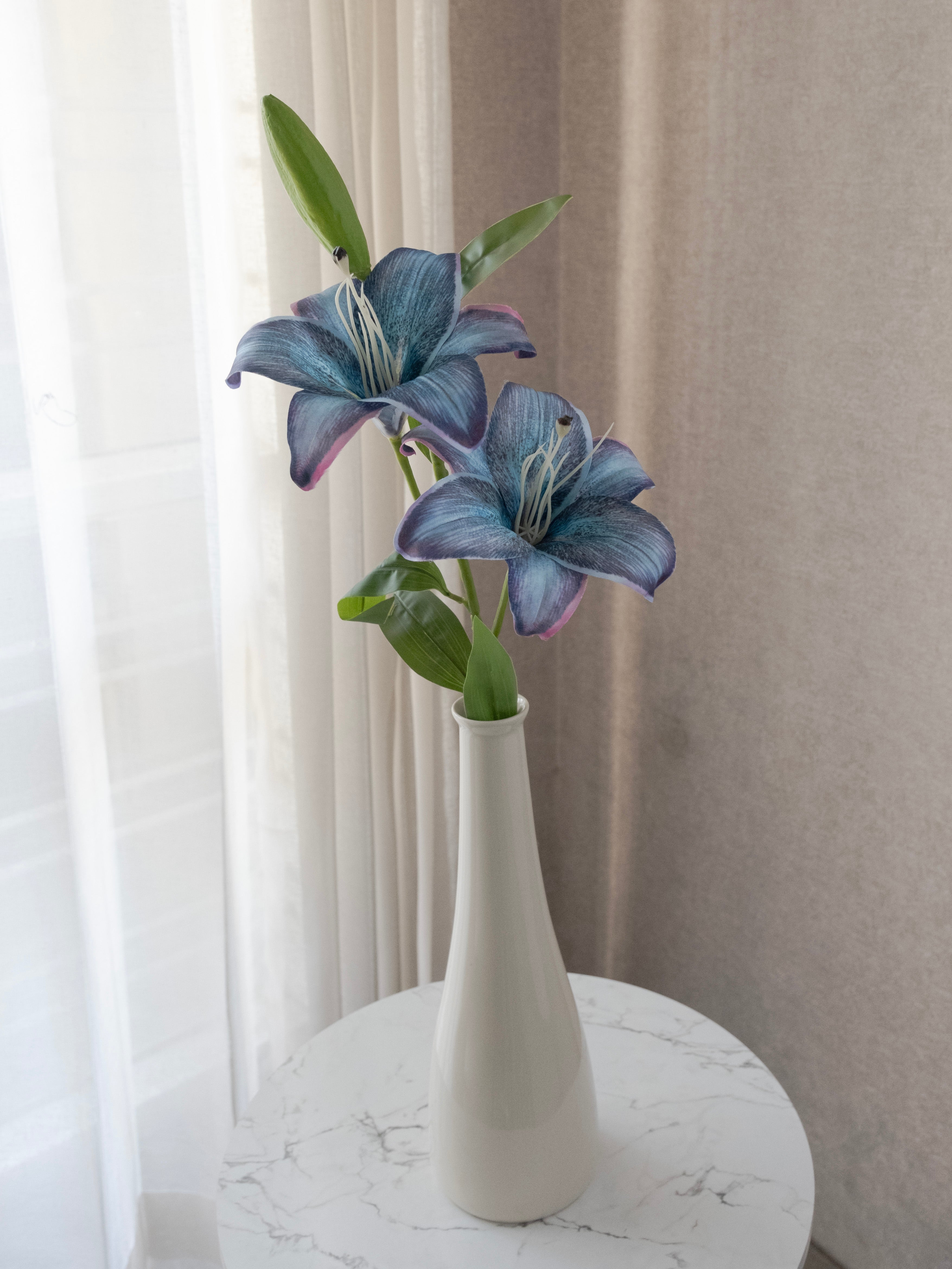 Artificial Lily Flower stick 84cm