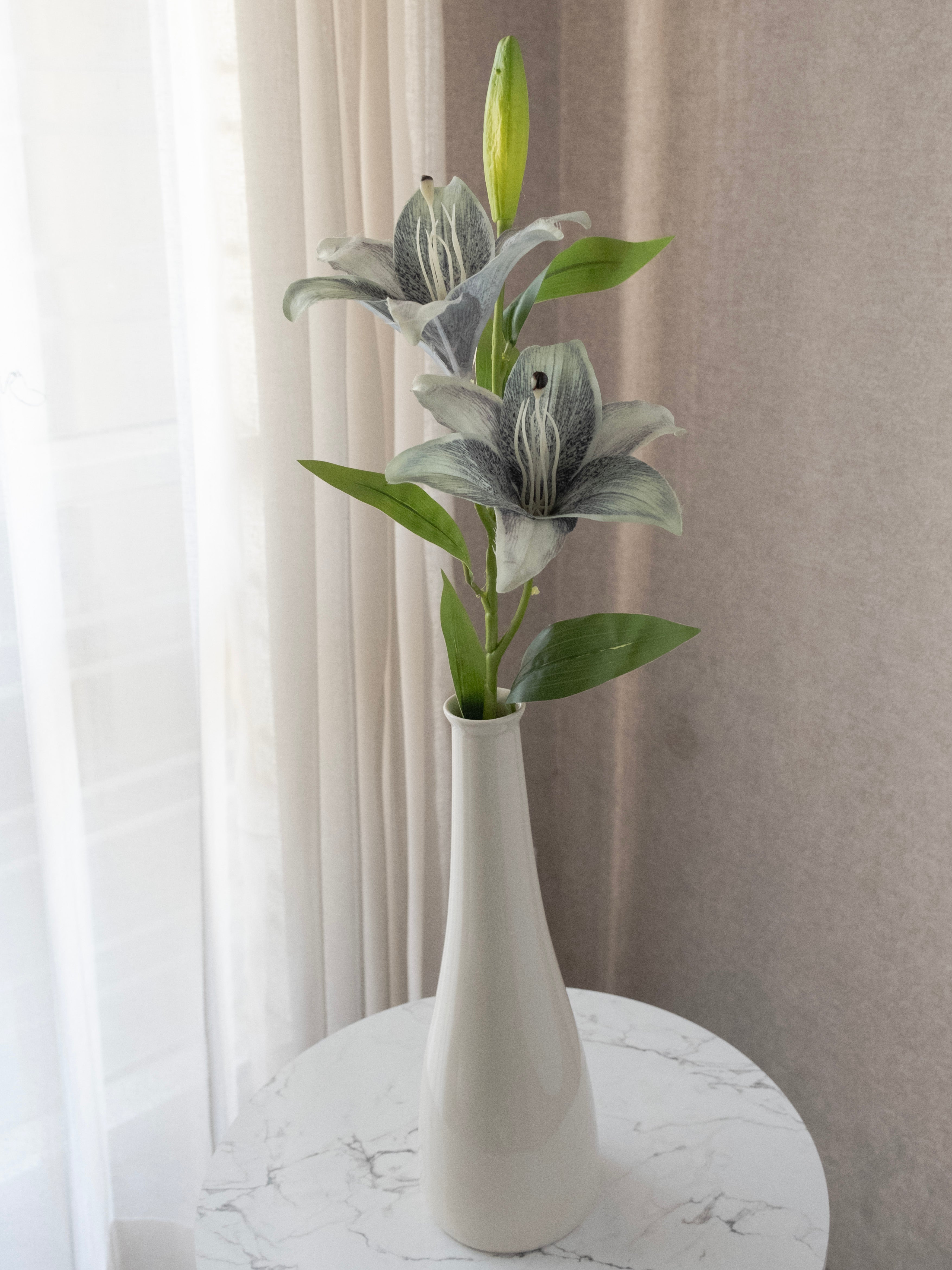Artificial Lily Flower stick 84cm
