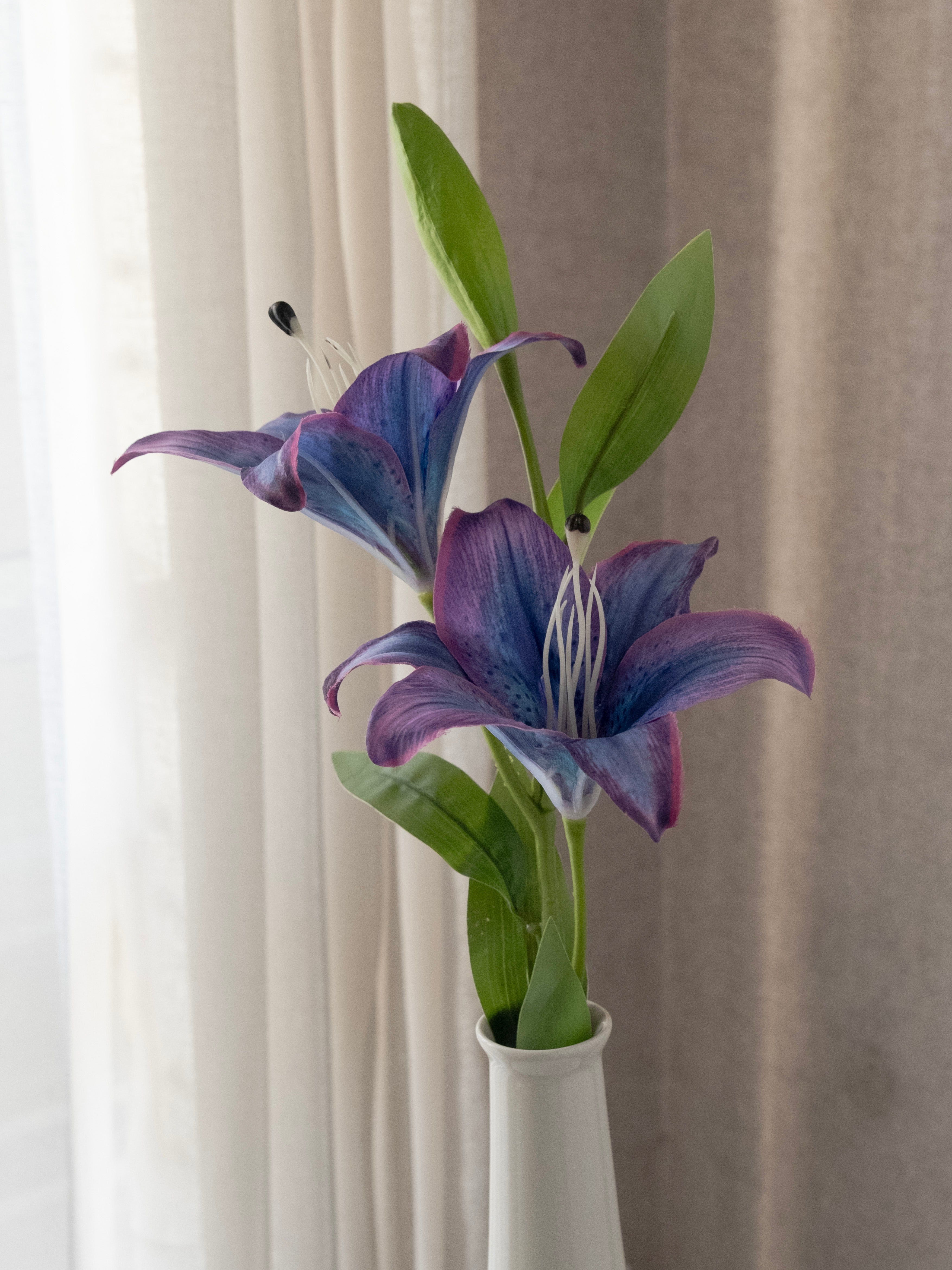 Artificial Lily Flower stick 84cm