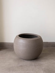 Elia Brown Polymer Pot