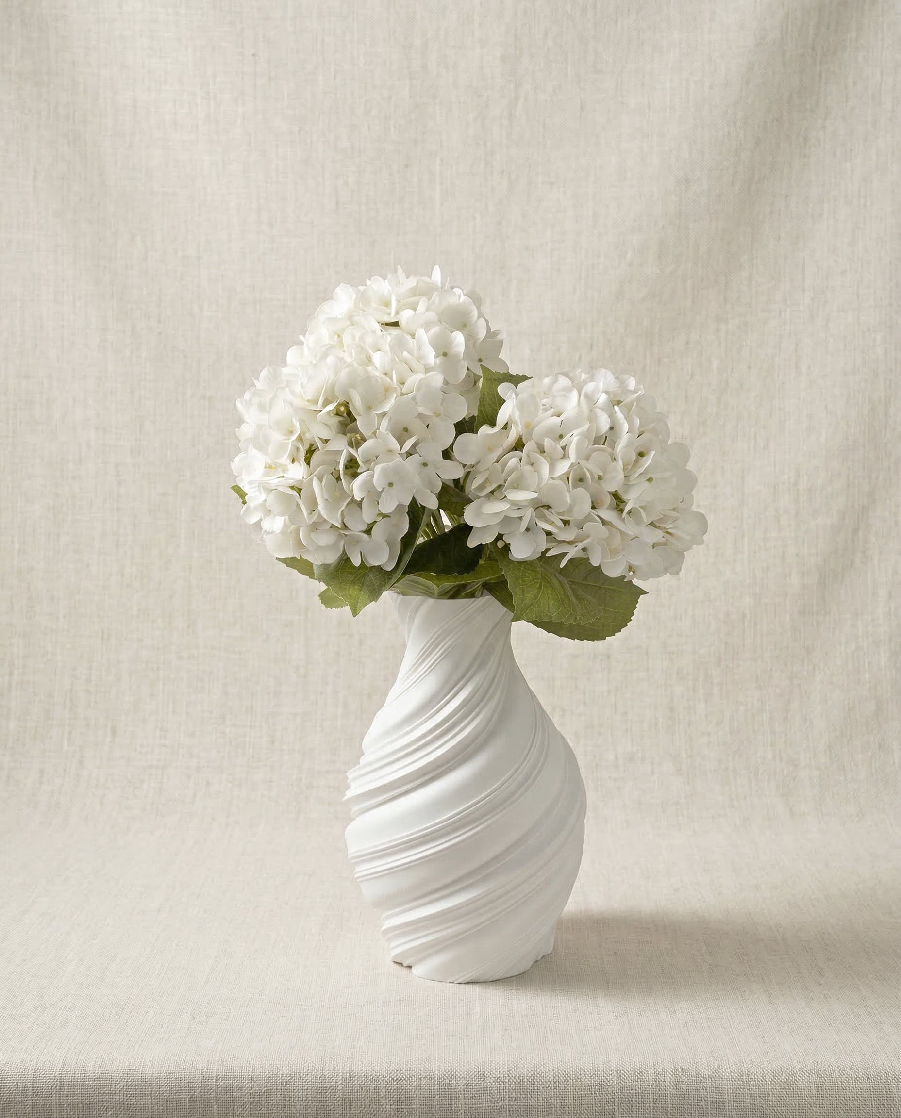 Artificial White PU Hydrangea Flower Stem