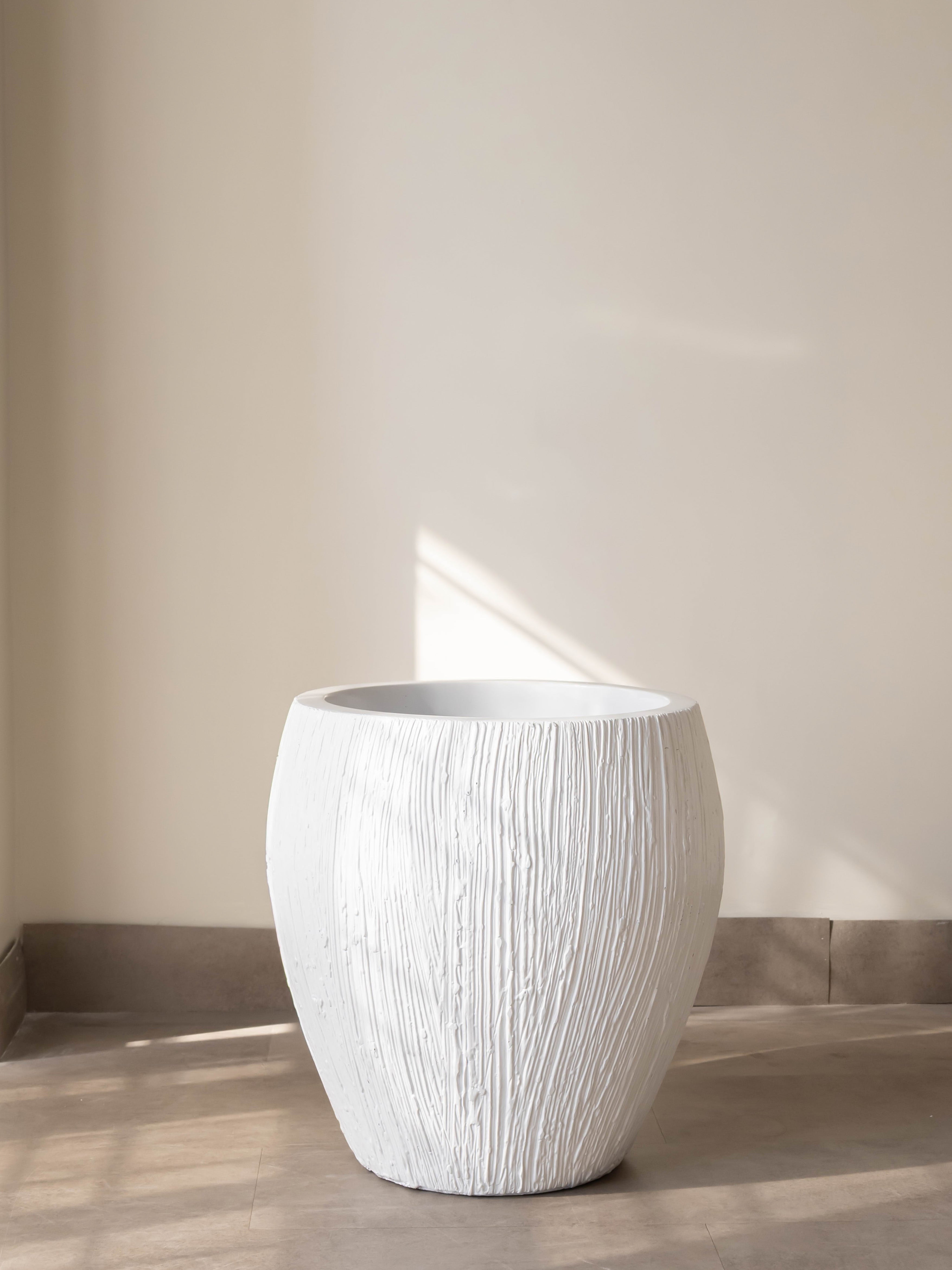 Dominican Planter - White