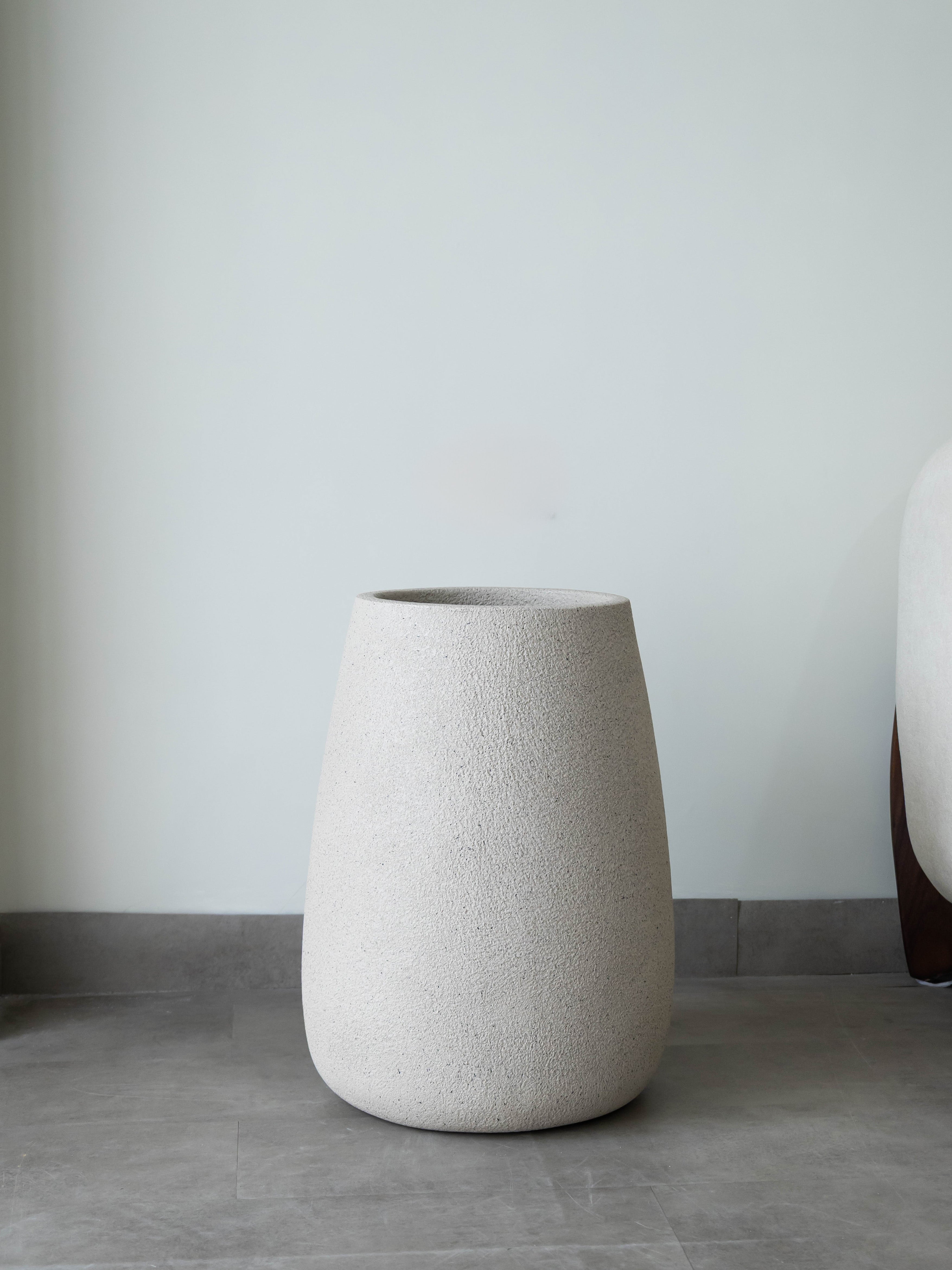 Luma Taper Planter – Beige