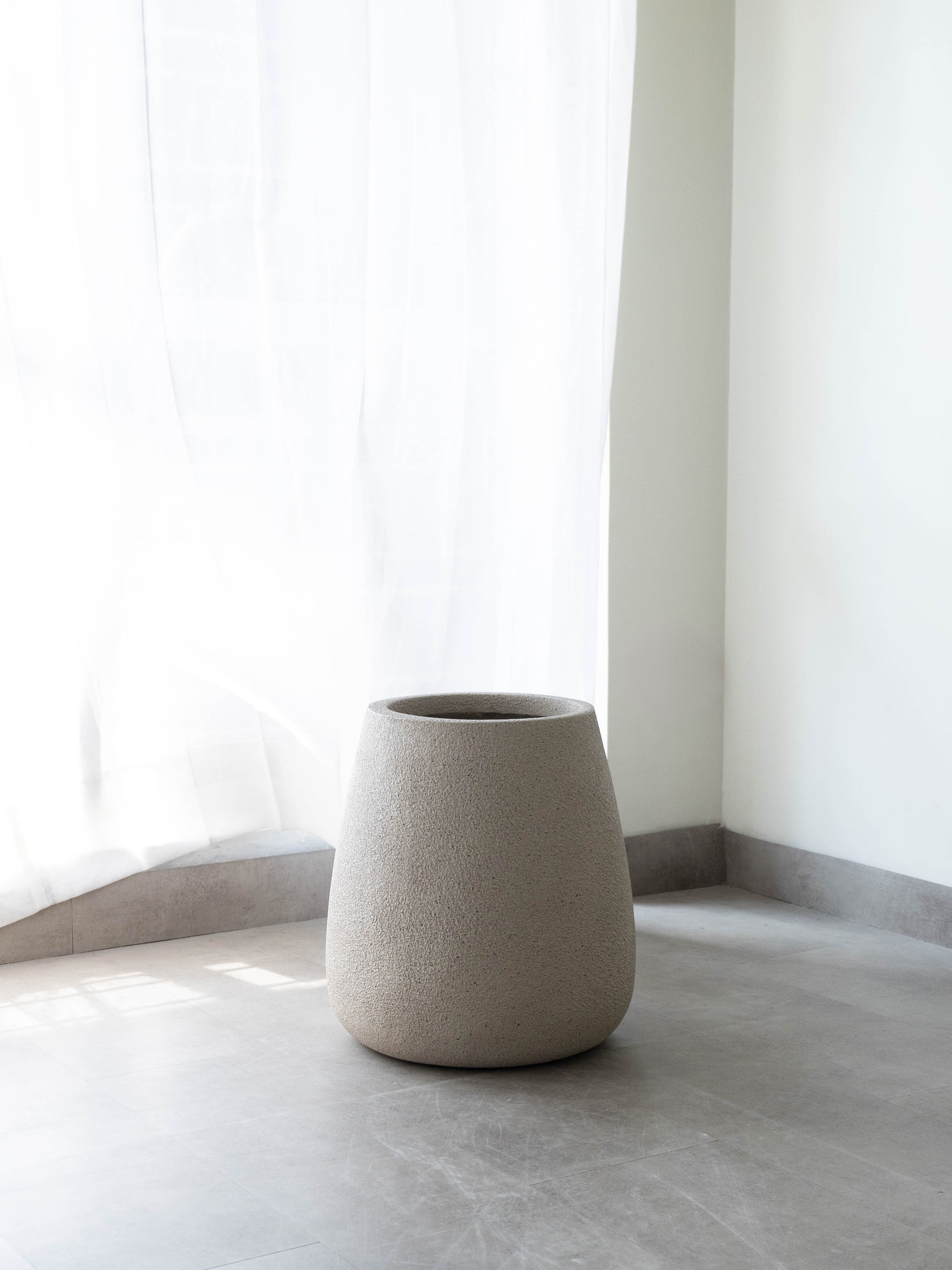 Luma Taper Planter – Beige