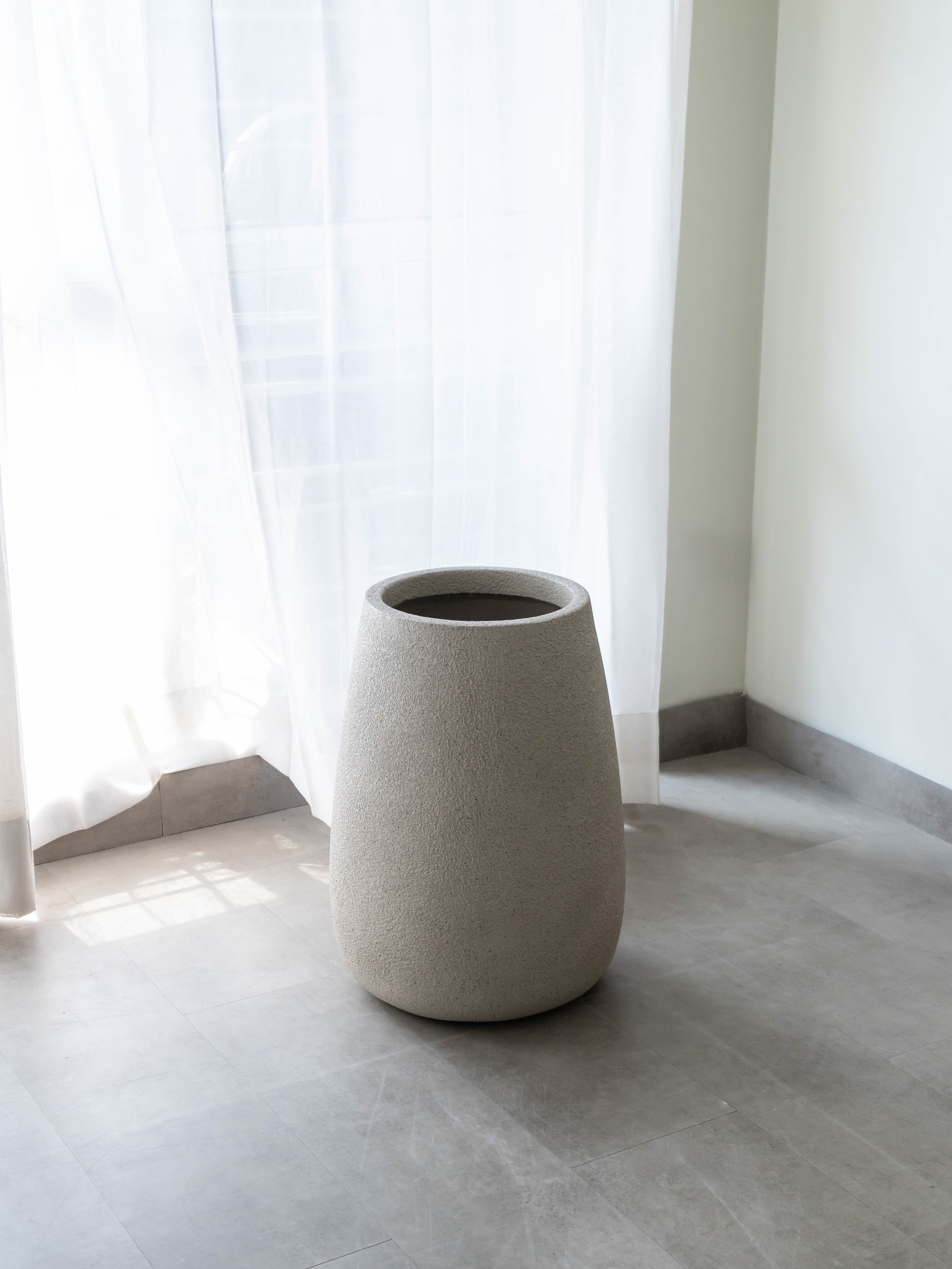 Luma Taper Planter – Beige