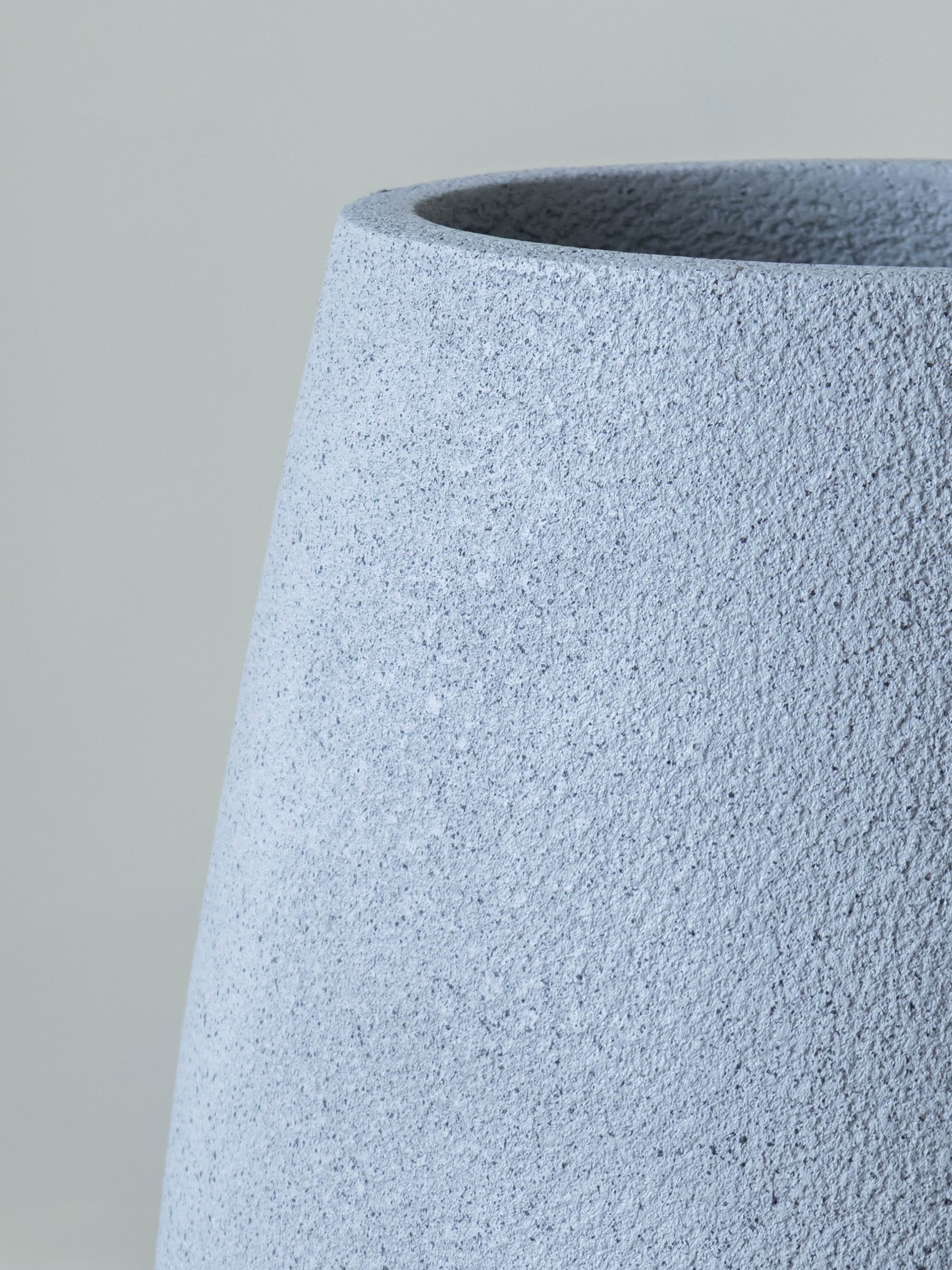Luma Taper Planter – Blue