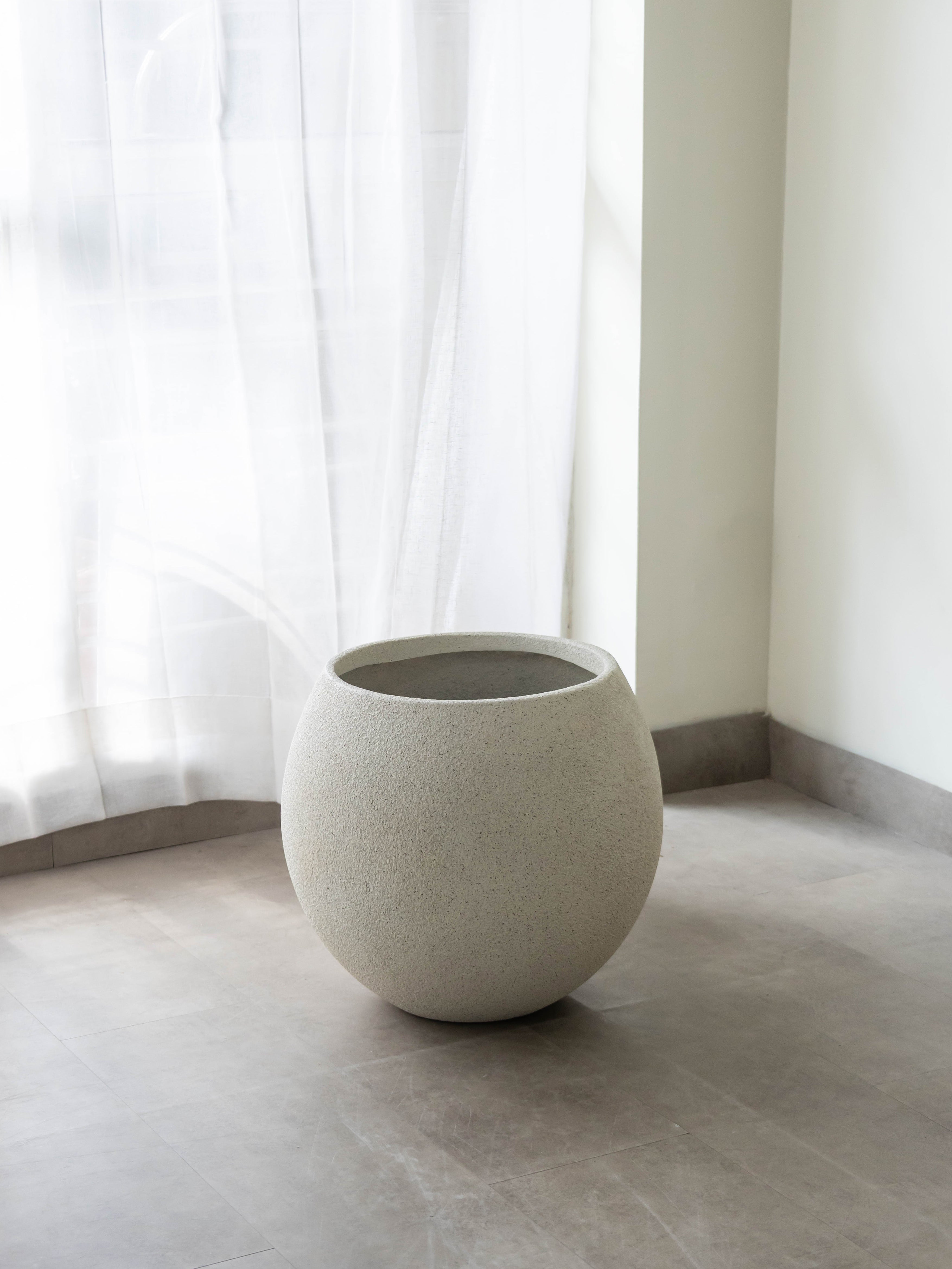 Luna Orb Planter – White