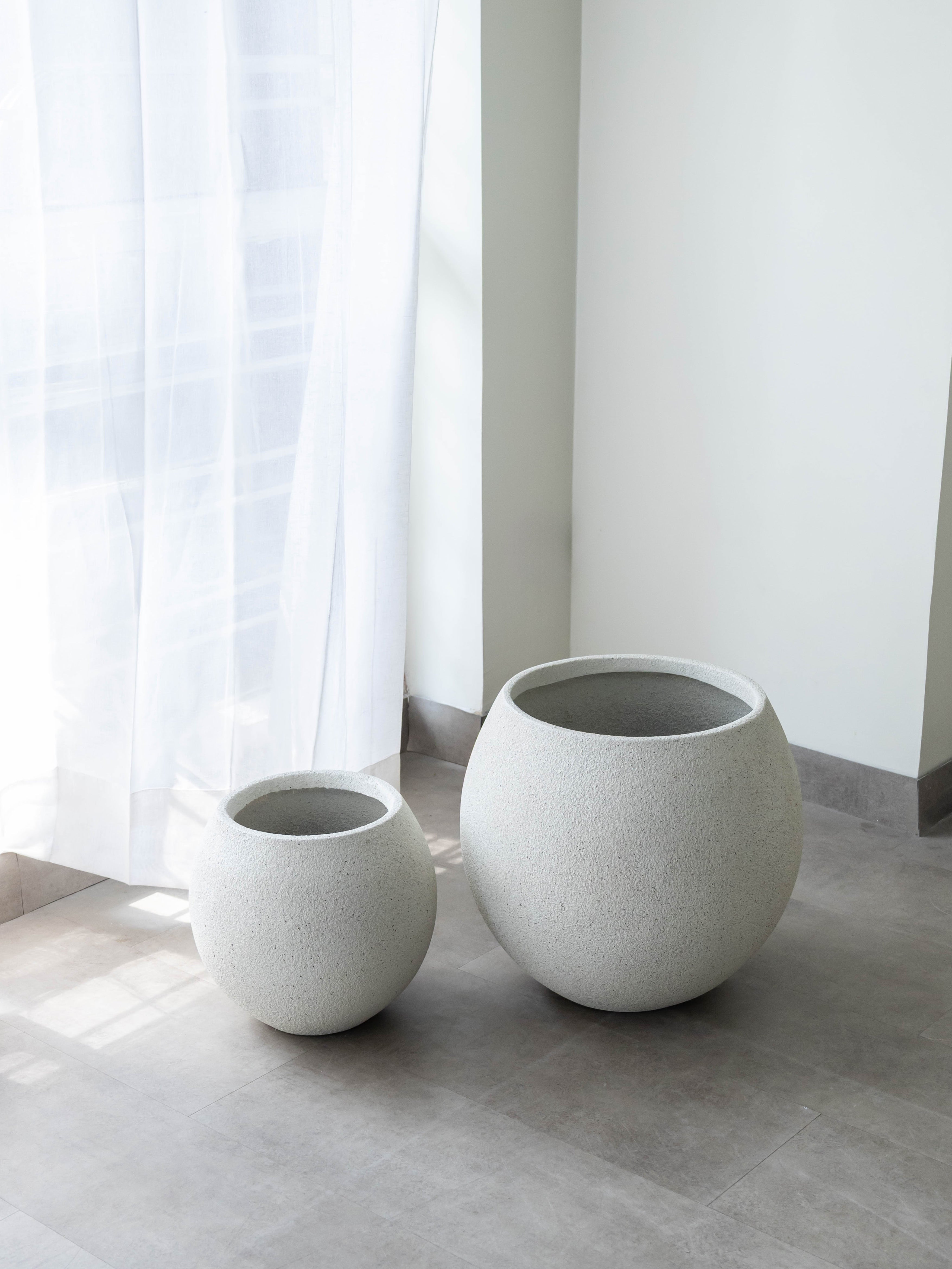 Luna Orb Planter – White