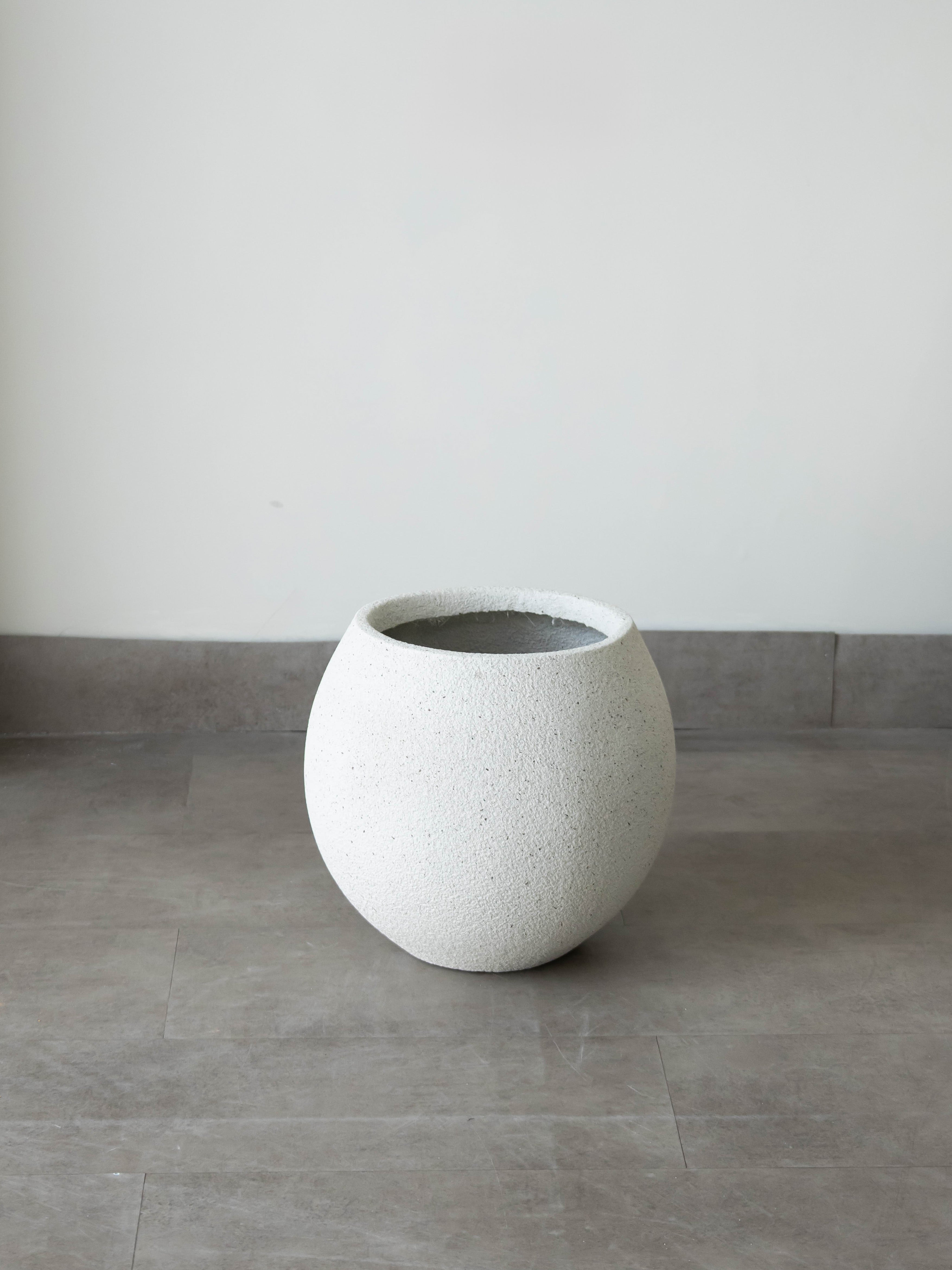 Luna Orb Planter – White
