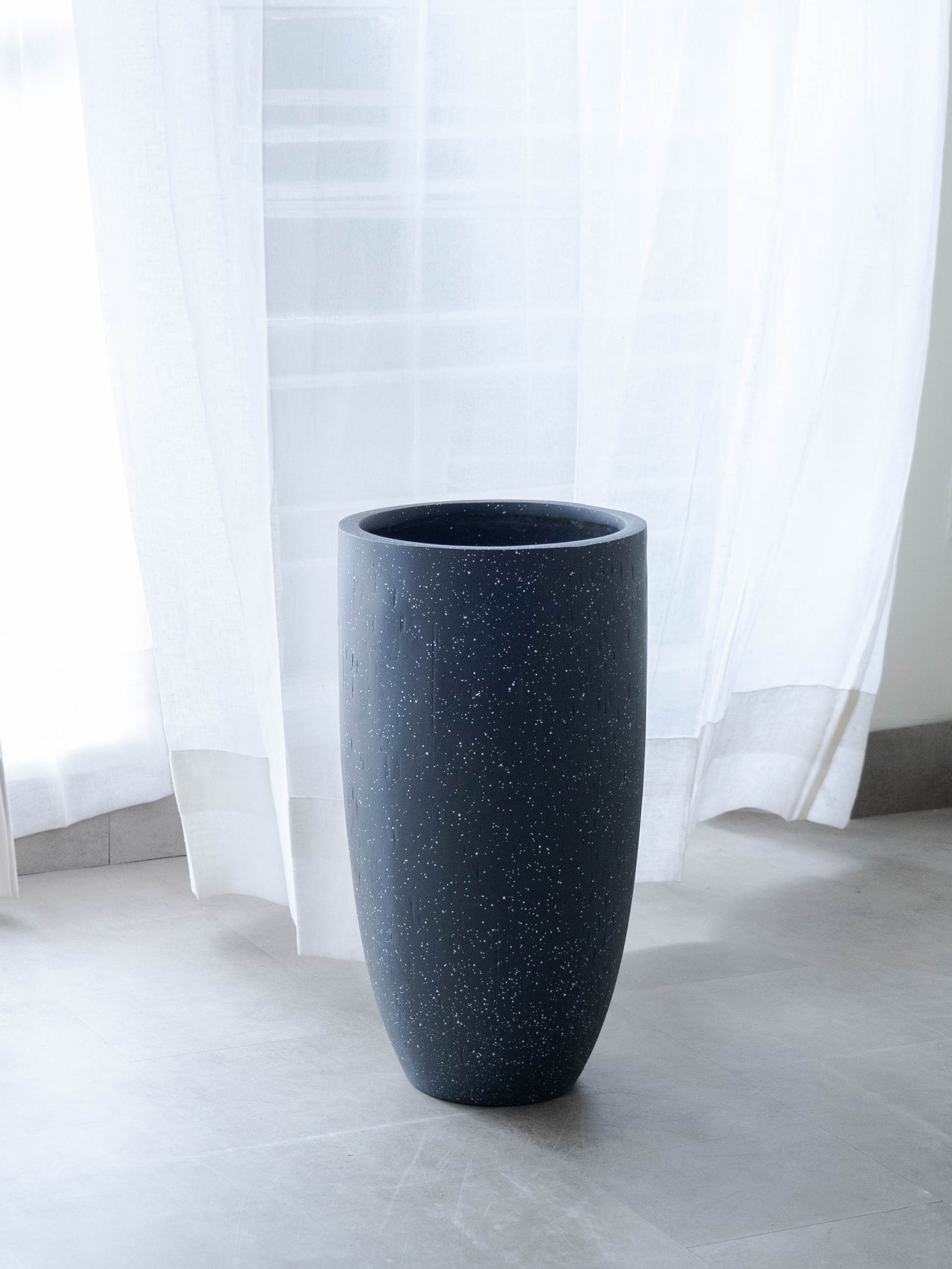 Soren Fiber Planter – Black
