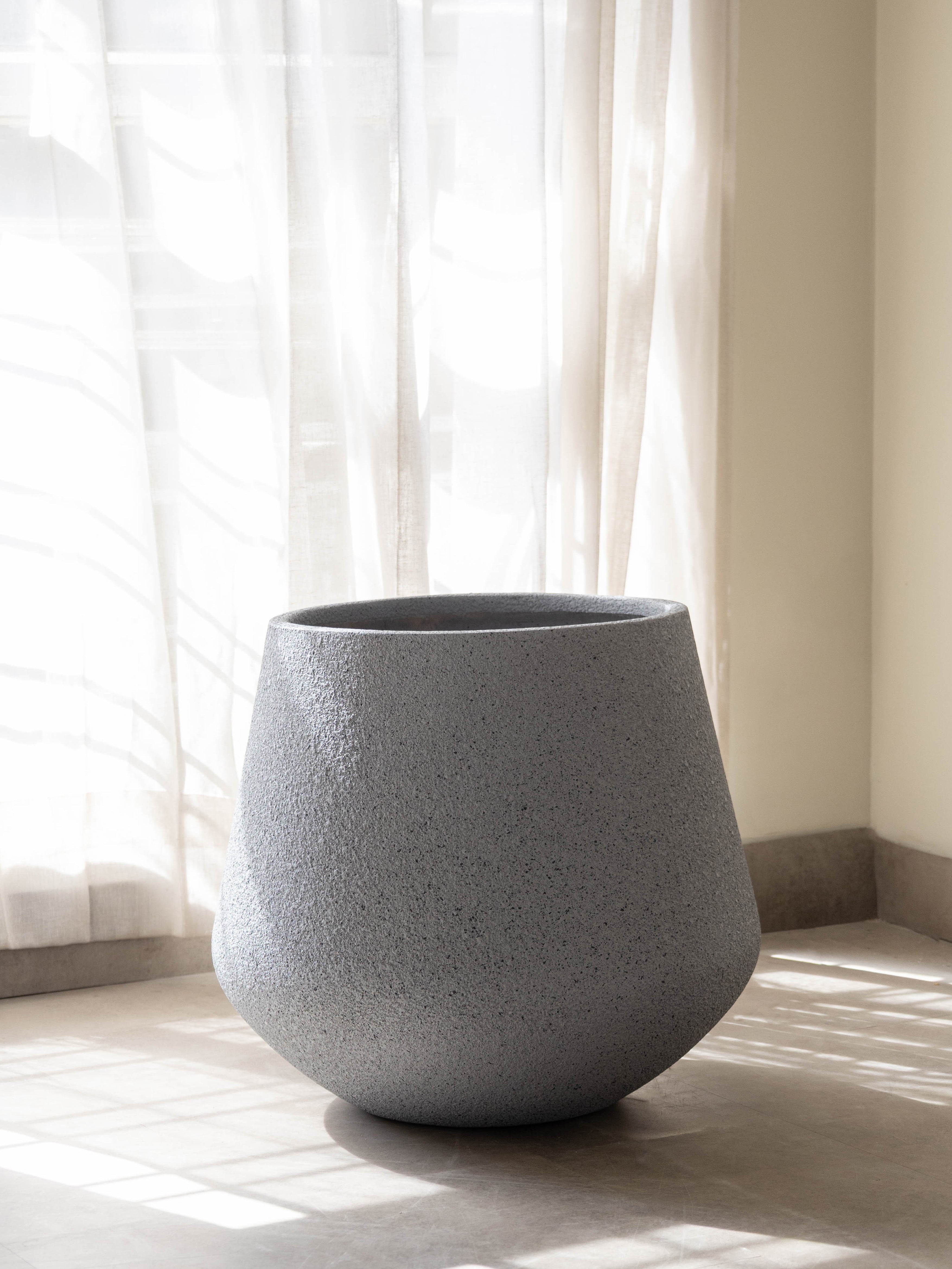 Elara Textured Planter