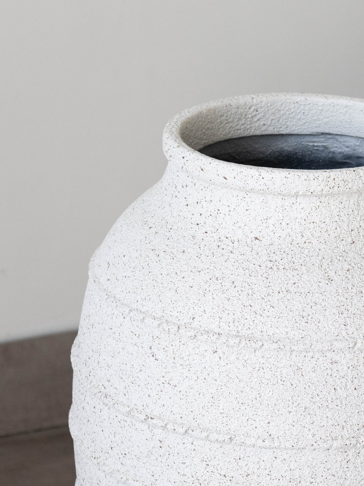 Sienna Ribbed Pot
