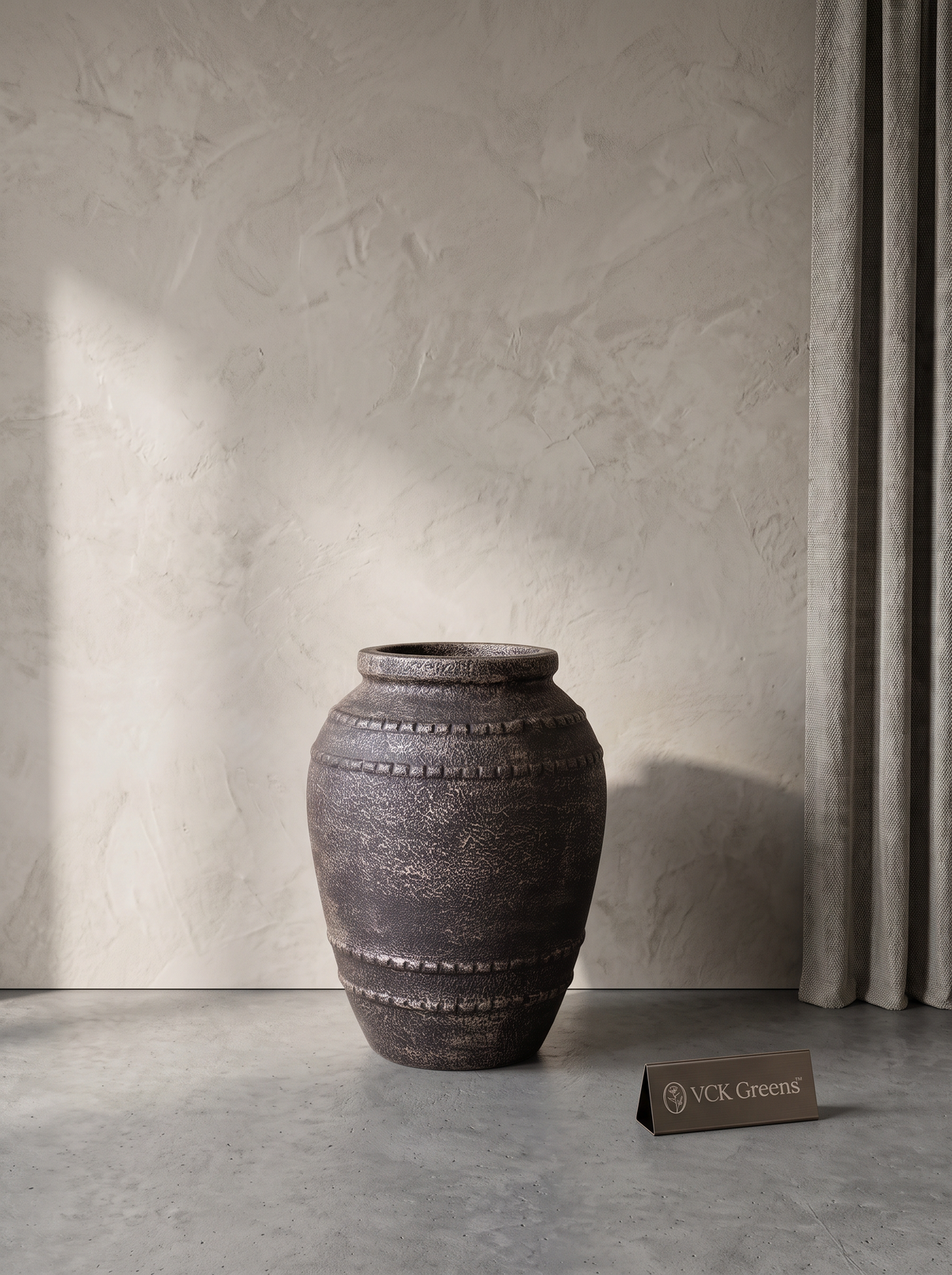 Antiquity Charcoal Bronze Pot