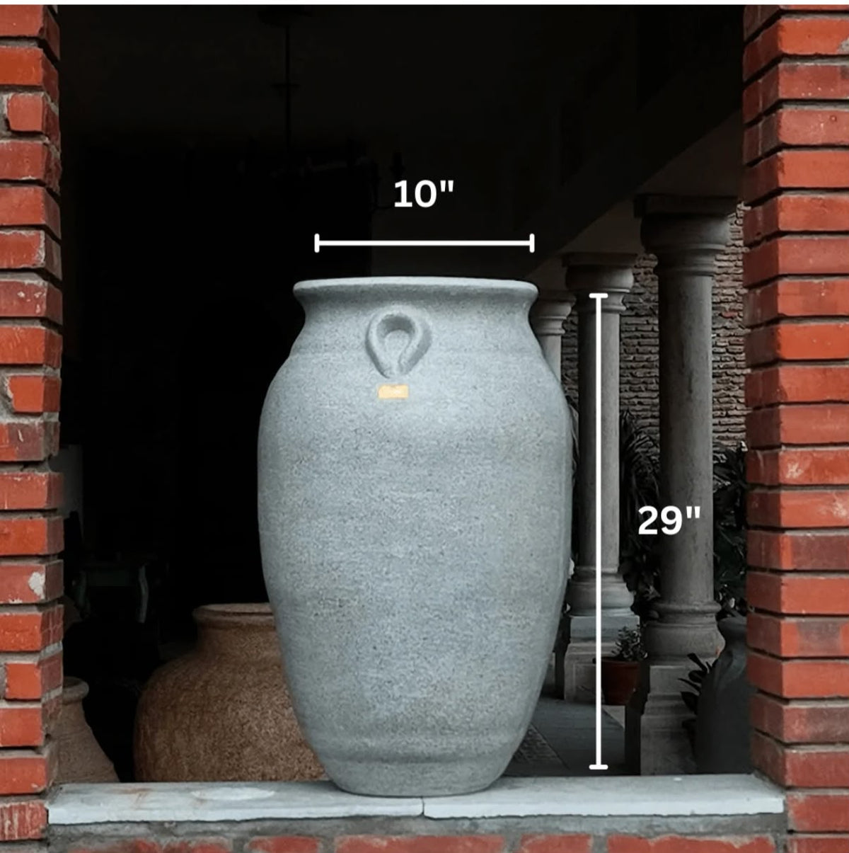 Stonehaven Grandeur Planter