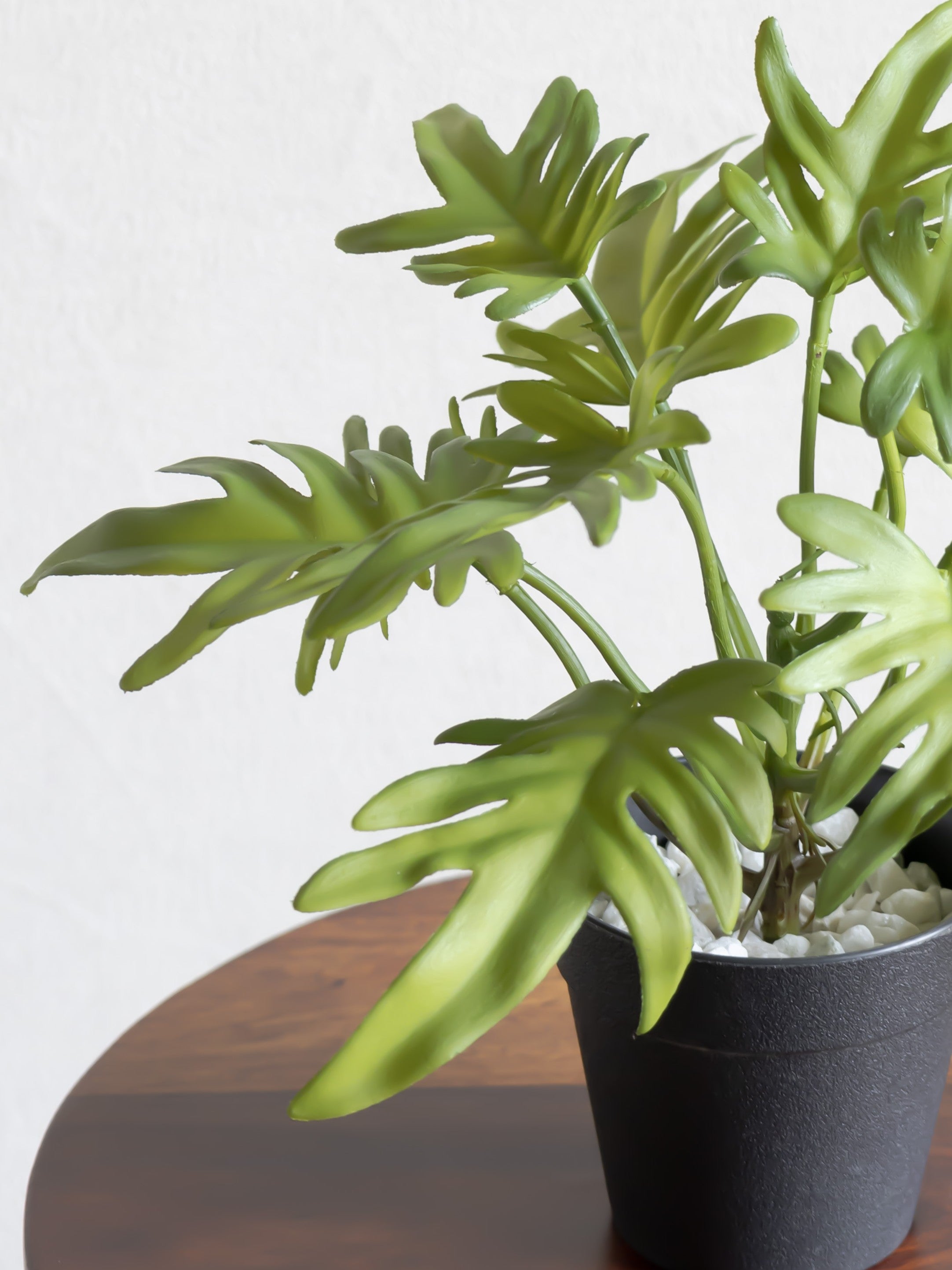 Artificial Philodendron Leaf Table Top