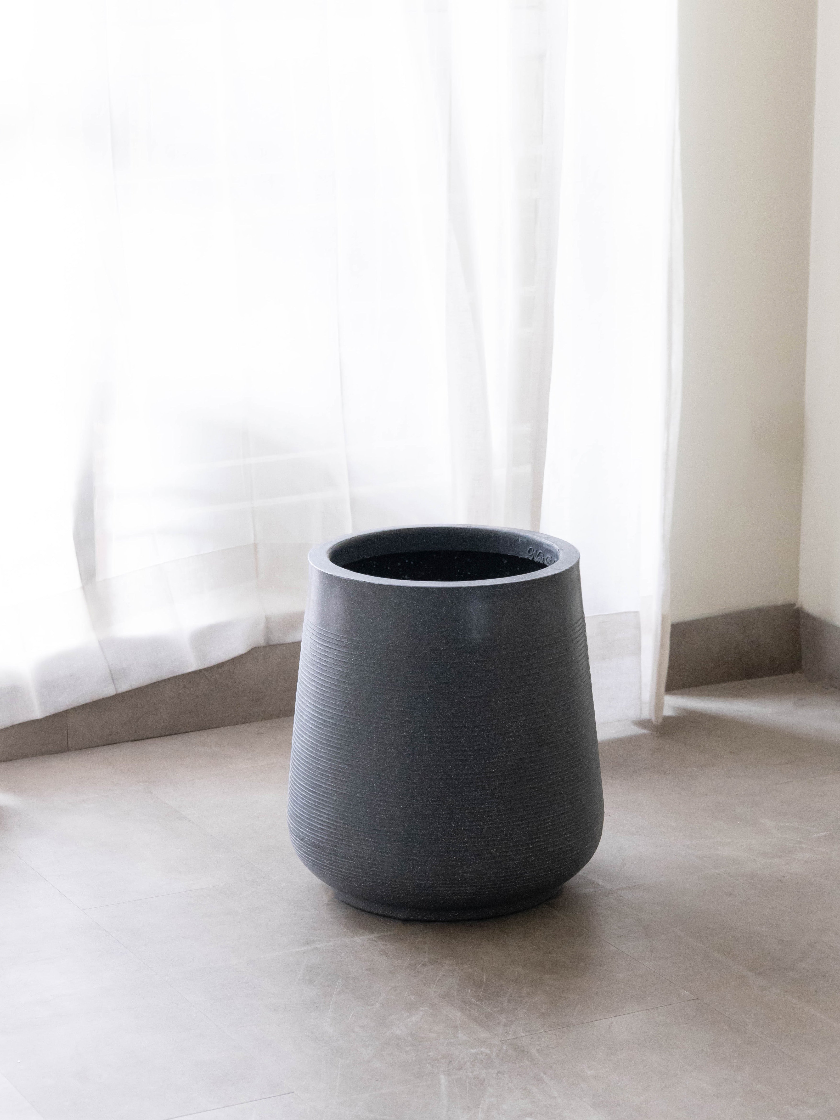 Sierra Grey Polymer Pot