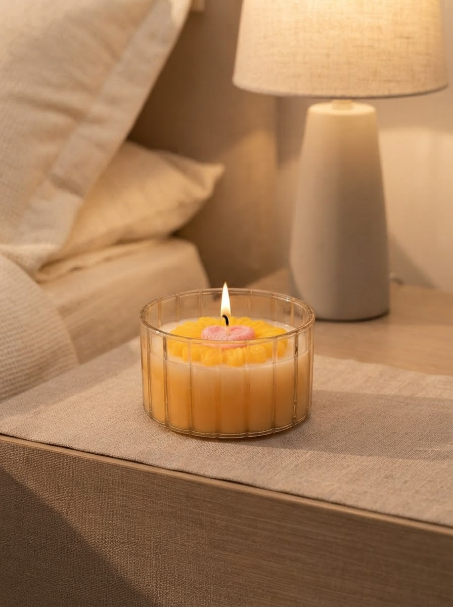 Sunlit Heart Flower Candle