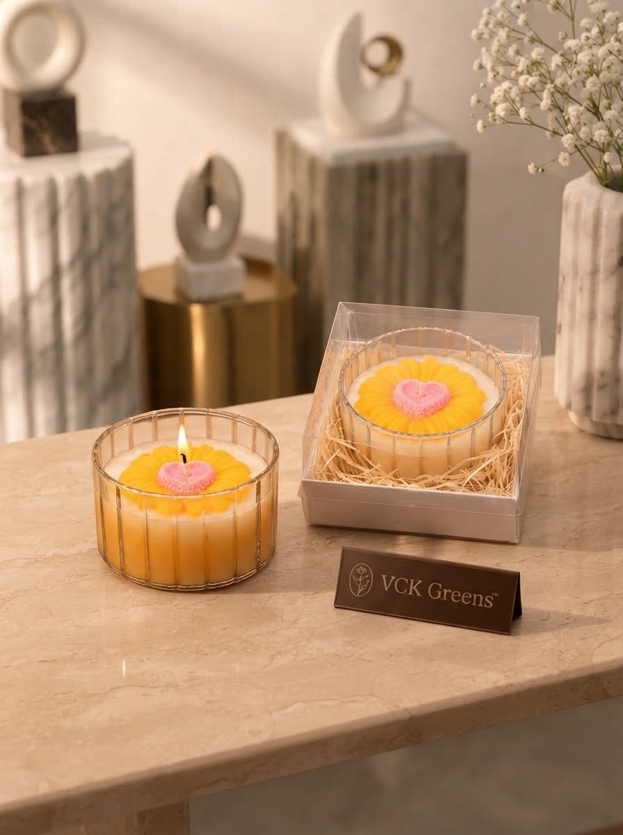 Sunlit Heart Flower Candle