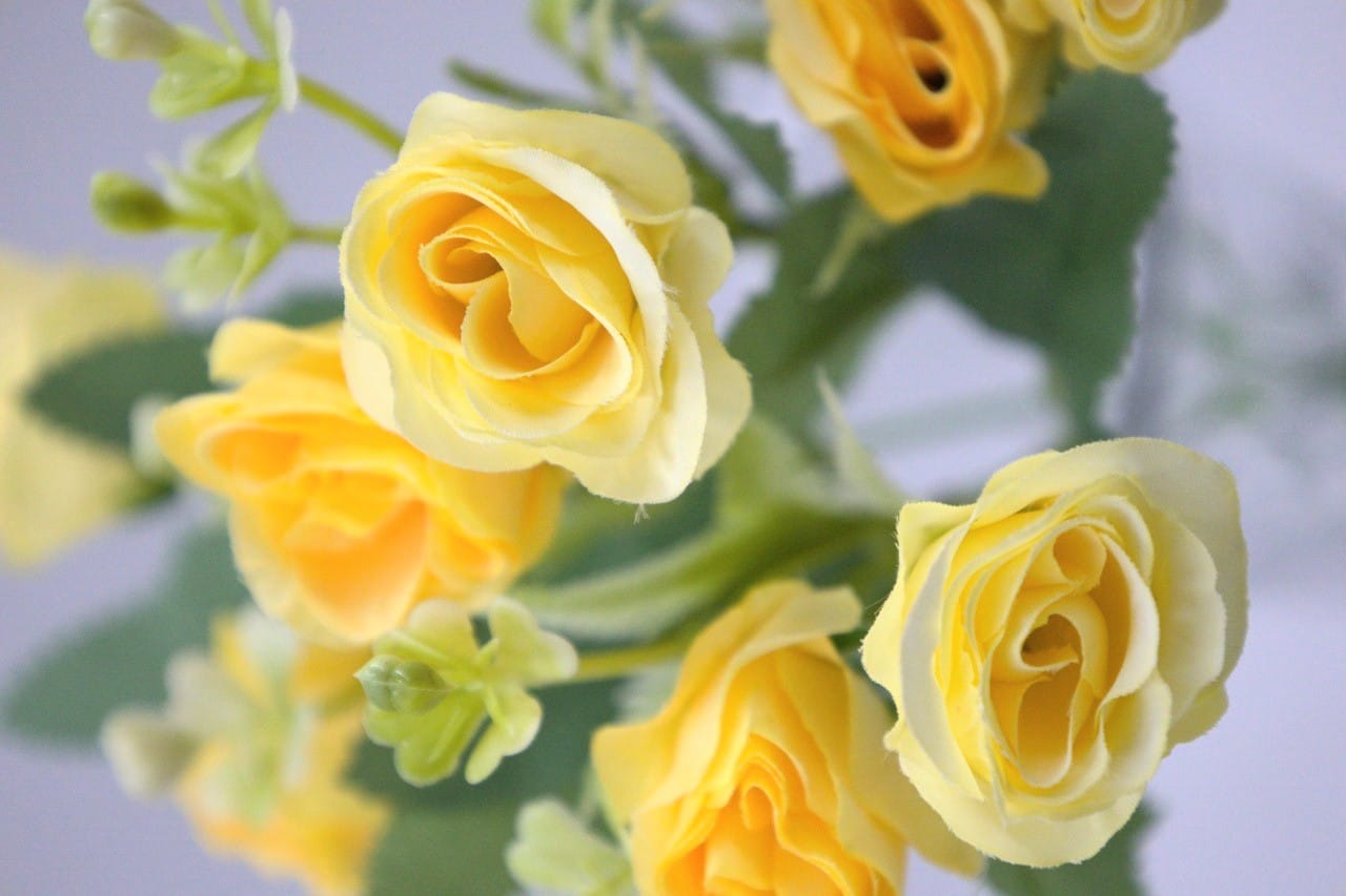 Artificial Queen Rose Flower Bunches 30cm