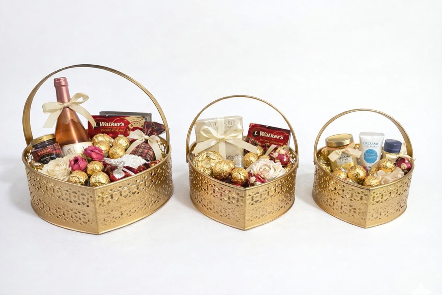 Golden Heart-Shaped Metal Decorative Basket (Set of 3)