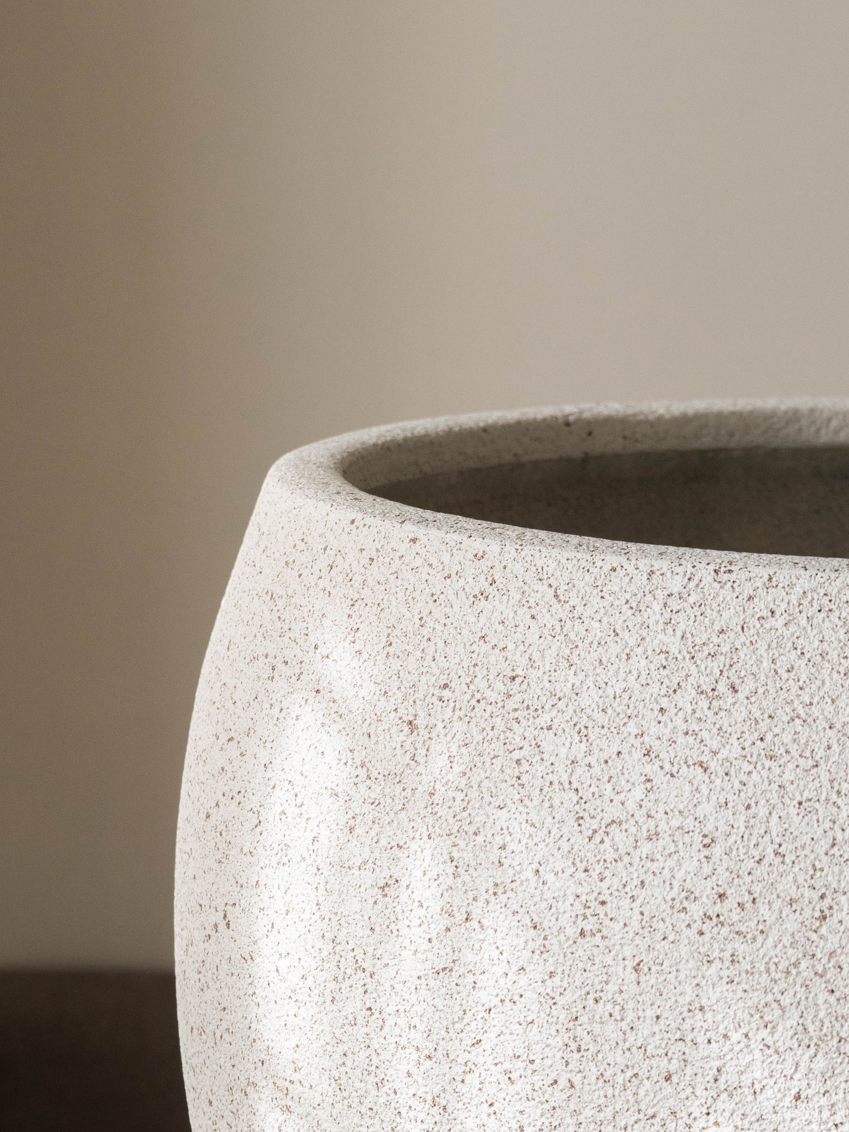 Zenith Planters - White