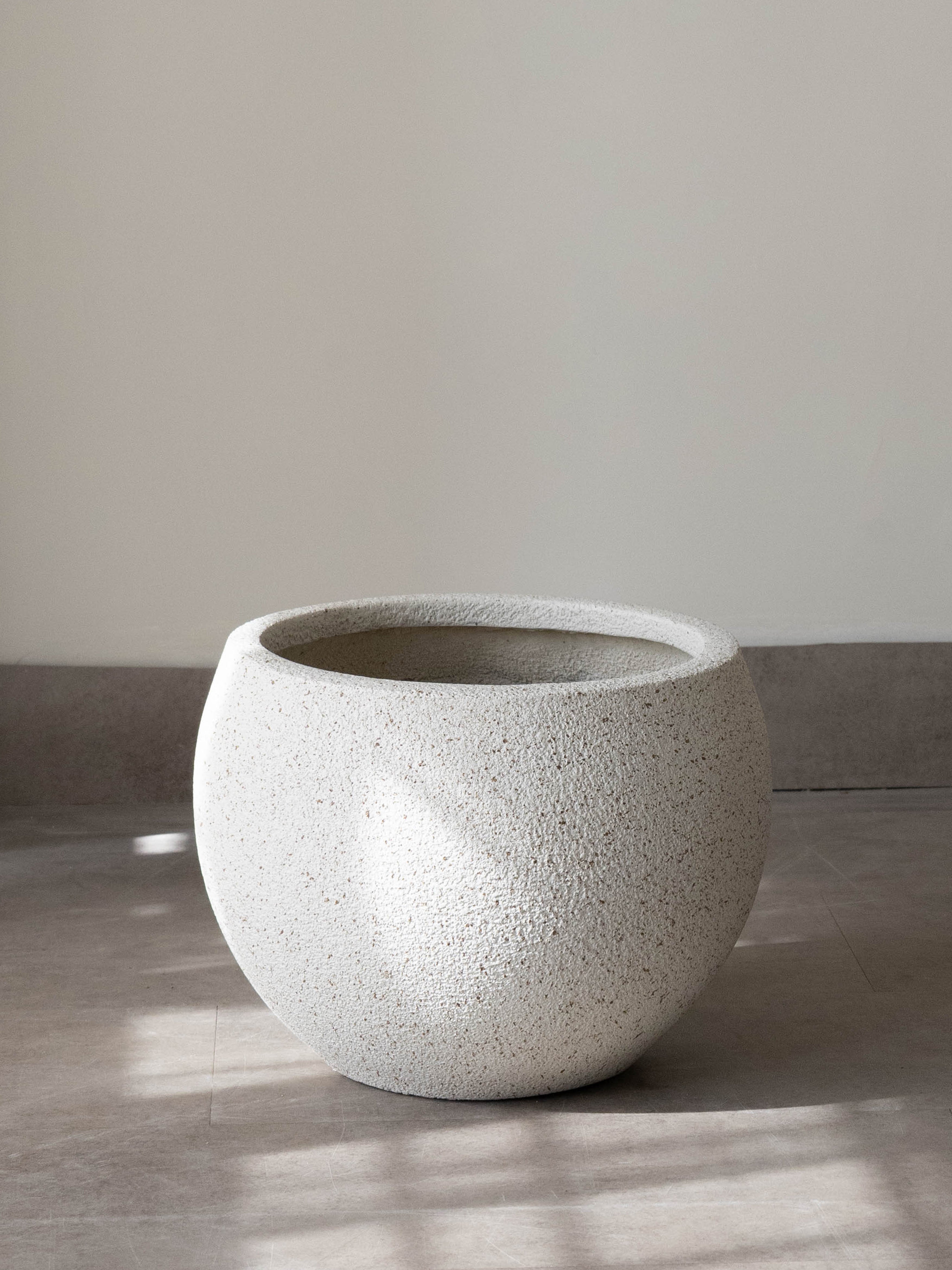 Zenith Planters - White