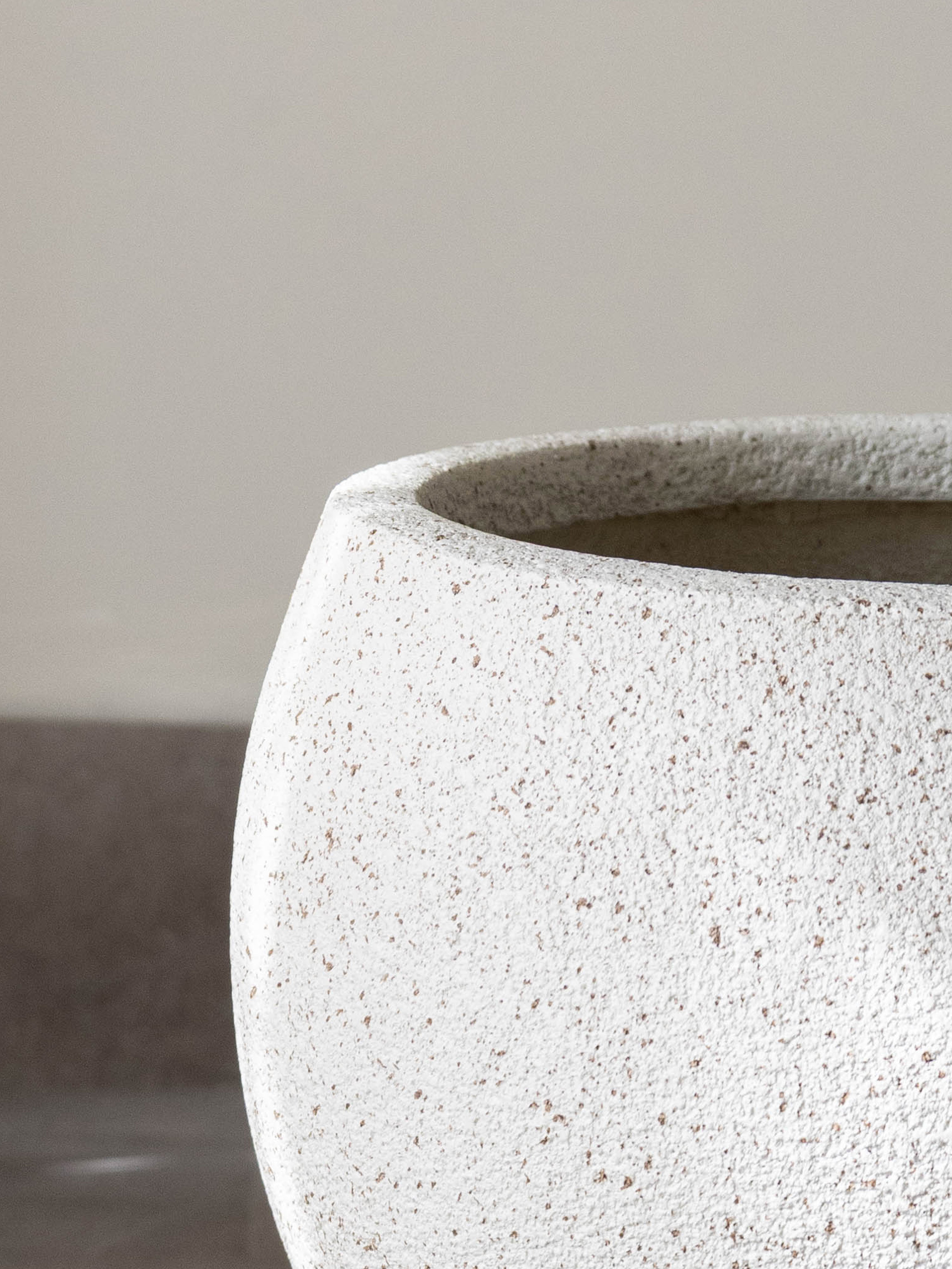 Zenith Planters - White