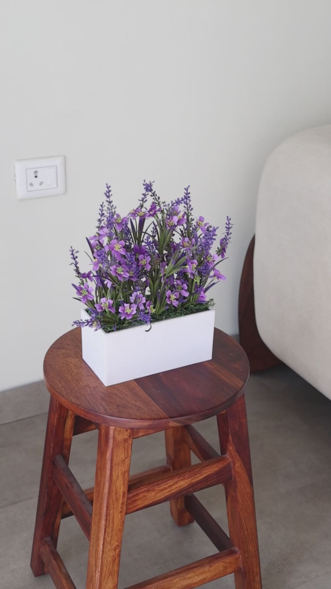 Load video: Artificial Meadow Bloom Table Top