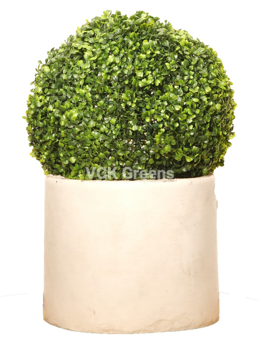 Artificial big topiary balls