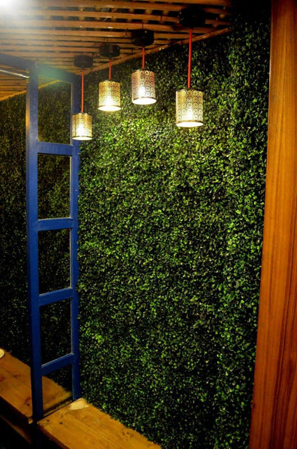 Artificial Boxwood Hedge Leaves Vertical Wall Panels (Pack of 1pc, 2.6 Sqft)